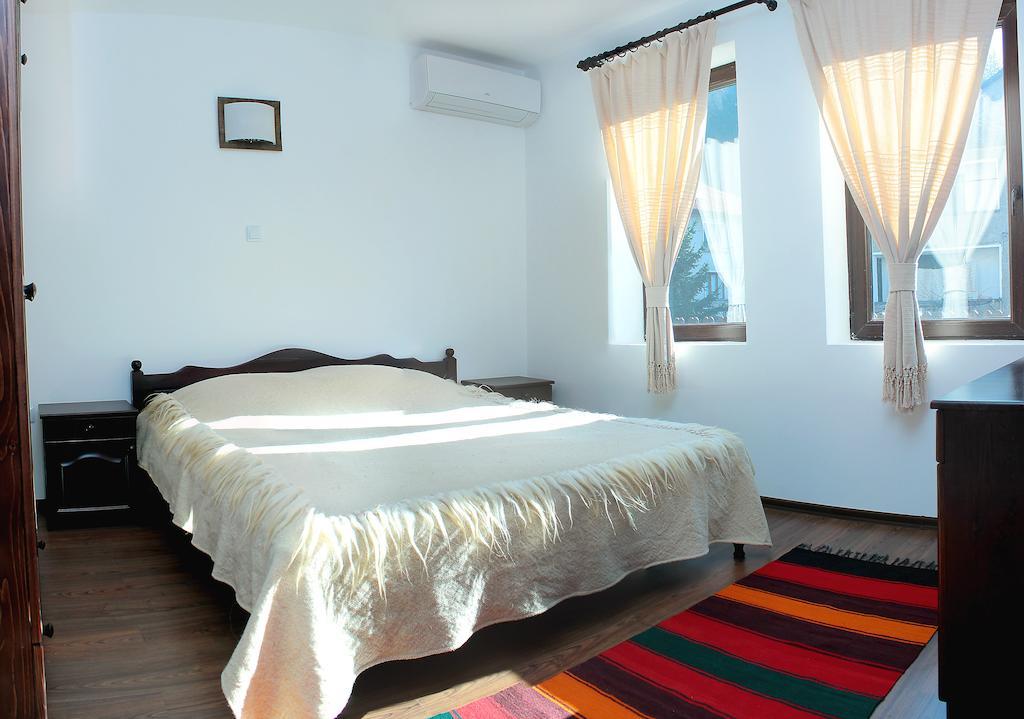 Topalovi Guest House Zlatograd Habitación foto